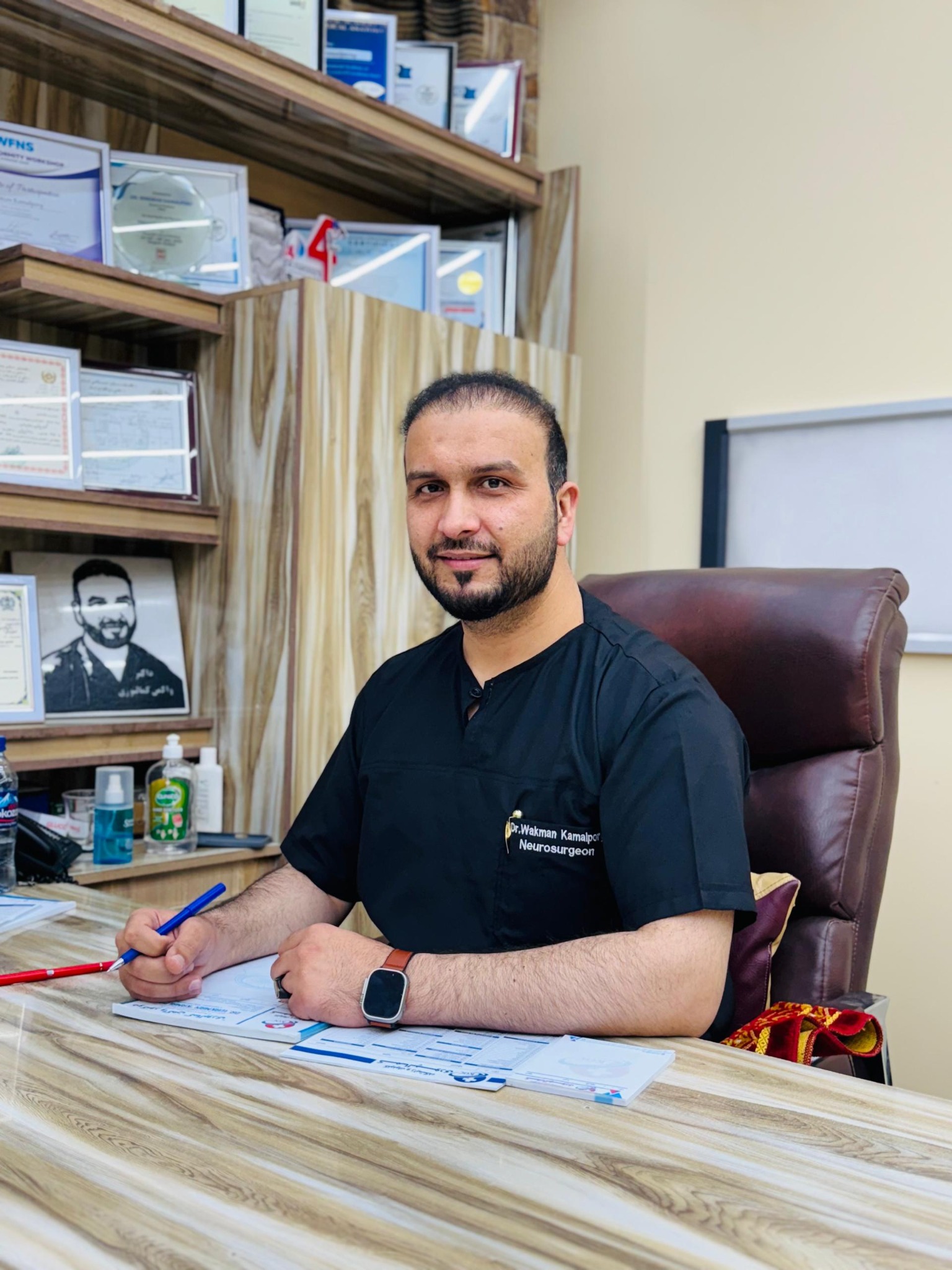 Dr. Wakman Kamalpory